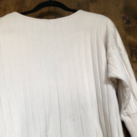 Free People Cream 3/4 Sleeve Sweater Size M - Picture 4 of 7